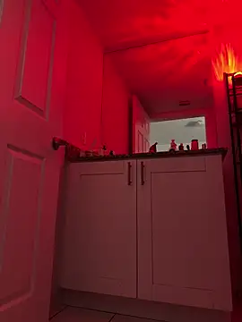 Snapshot of afterpartybtwus chatting on October 7, 1:25 am afterpartybtwus online show from October 7, 1:25 am