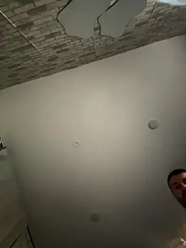 Snapshot of Sa75my@xh chatting on December 22, 3:03 am Sa75myxh online show from December 22, 3:03 am