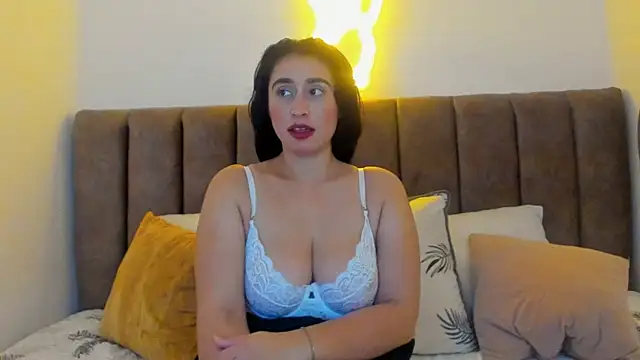 Amara18   online show from November 6, 2:23 am