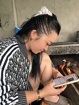 miemie-xx online show from November 13, 3:27 am