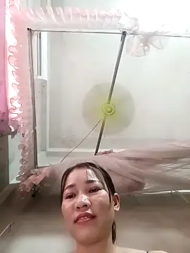 ladzy sexy online show from April 12, 7:35 am