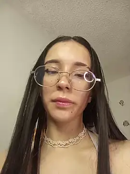 Brugmansia  online show from March 31, 2:24 am