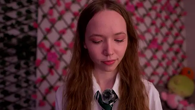 Petite Polly online show from October 18, 1:08 am