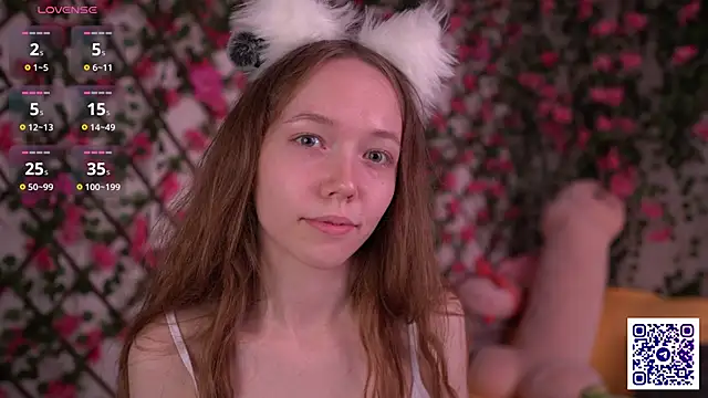 Petite Polly online show from November 23, 6:08 pm