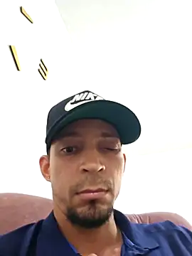 Snapshot of Racso100 chatting on October 14, 3:13 pm Racso100 online show from October 14, 3:13 pm