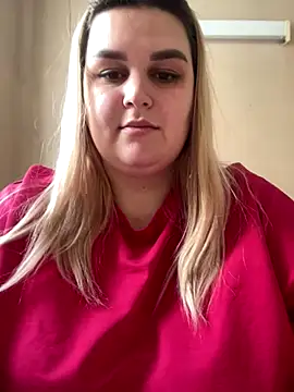 Snapshot of Vita6777 chatting on December 18, 5:35 am Vita6777 online show from December 18, 5:35 am