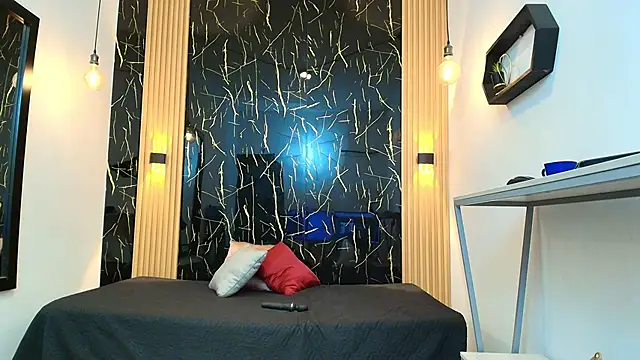 SamanthaFox 8 online show from April 7, 11:32 am