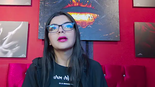 Snapshot of Aranzza_Ross chatting on November 27, 12:18 pm Aranzza Ross online show from November 27, 12:18 pm