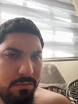 Snapshot of Pollo0215 chatting on July 27, 1:29 pm Pollo0215 online show from July 27, 1:29 pm