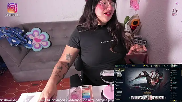 Emilycollei online show from February 22, 6:57 am