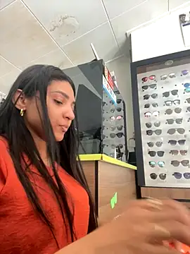 oralin online show from October 31, 6:09 pm