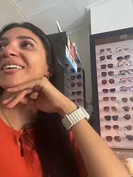 oralin online show from November 24, 11:43 am