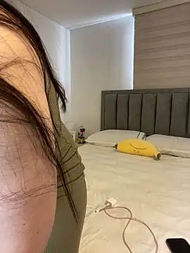 Isabella LaRue online show from February 4, 8:47 pm