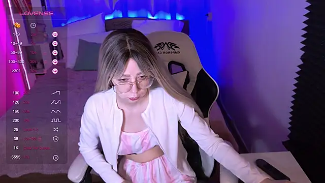 sofiisun online show from November 20, 2:01 am