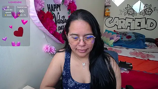 Miss  kendra  online show from March 7, 3:09 pm