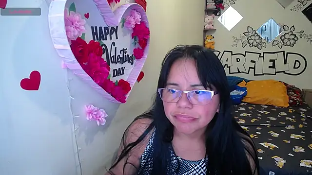 Miss  kendra  online show from May 19, 1:06 pm