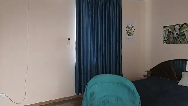 Mirabelle Velvet online show from November 11, 7:19 am