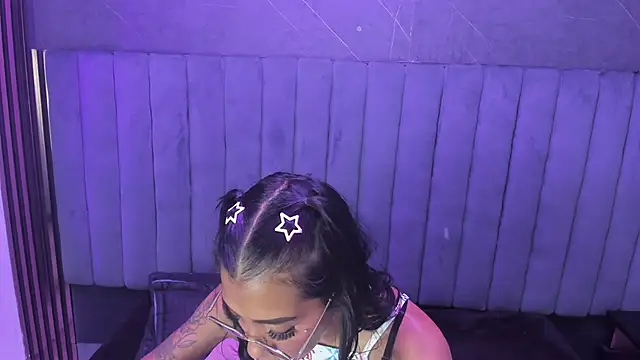 KarlaSlutSkinny   online show from March 27, 8:52 pm