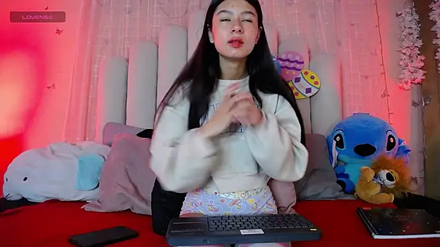 SweetRenata  online show from March 5, 11:50 am