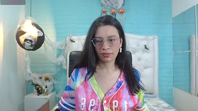 Snapshot of caty_angel chatting on October 20, 7:25 pm caty angel online show from October 20, 7:25 pm