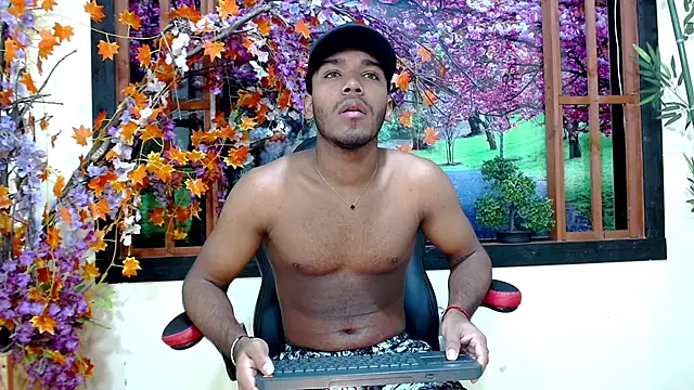 Yeinner  online show from October 15, 7:14 pm