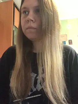Snapshot of LunaVirelle chatting on May 30, 2:58 pm LunaVirelle online show from May 30, 2:58 pm