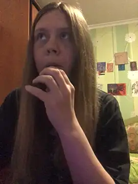 Snapshot of LunaVirelle chatting on June 8, 7:58 pm LunaVirelle online show from June 8, 7:58 pm