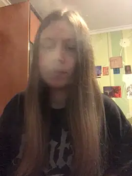 Snapshot of LunaVirelle chatting on June 11, 5:22 pm LunaVirelle online show from June 11, 5:22 pm