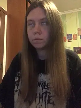 Snapshot of LunaVirelle chatting on June 17, 7:37 pm LunaVirelle online show from June 17, 7:37 pm