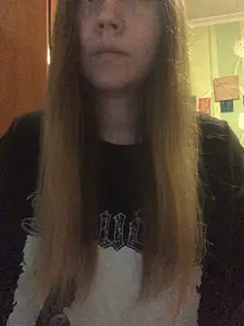 Snapshot of LunaVirelle chatting on July 5, 7:32 pm LunaVirelle online show from July 5, 7:32 pm