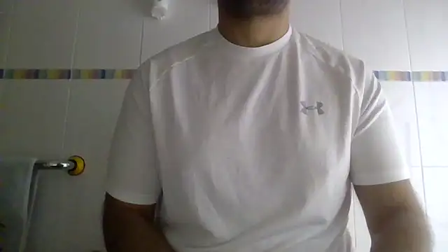 Snapshot of sci69 chatting on October 18, 12:39 pm sci69 online show from October 18, 12:39 pm