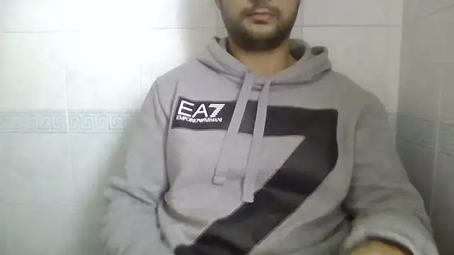 Snapshot of sci69 chatting on November 17, 2:23 pm sci69 online show from November 17, 2:23 pm