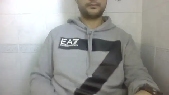 Snapshot of sci69 chatting on February 25, 1:21 pm sci69 online show from February 25, 1:21 pm