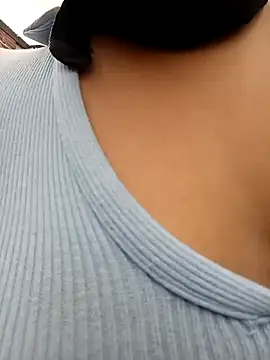 Snapshot of Scarlet_Aura chatting on November 21, 8:51 pm Scarlet Aura online show from November 21, 8:51 pm