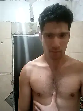 Snapshot of AlanM9 chatting on October 10, 1:37 am AlanM9 online show from October 10, 1:37 am