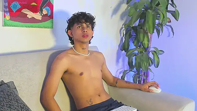 lua boy online show from November 22, 9:58 pm