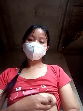 Snapshot of Han-han123 chatting on October 18, 2:25 am Han-han123 online show from October 18, 2:25 am