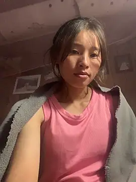 Snapshot of Han-han123 chatting on November 2, 9:06 pm Han-han123 online show from November 2, 9:06 pm