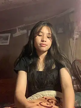 Snapshot of Han-han123 chatting on November 10, 1:32 pm Han-han123 online show from November 10, 1:32 pm