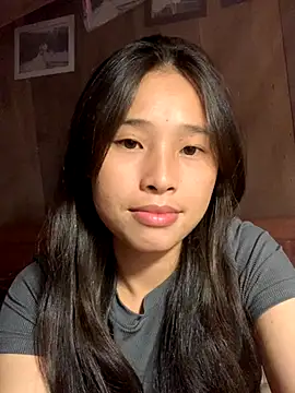 Snapshot of Han-han123 chatting on November 15, 12:45 pm Han-han123 online show from November 15, 12:45 pm