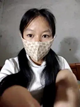 Snapshot of Han-han123 chatting on December 4, 9:23 pm Han-han123 online show from December 4, 9:23 pm