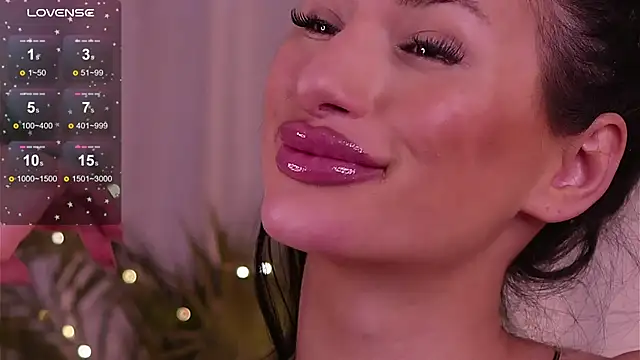 JessicaVerse online show from March 15, 4:35 pm