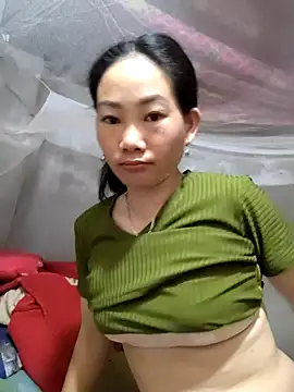 Snapshot of gio-thu chatting on May 1, 11:53 pm gio-thu online show from May 1, 11:53 pm