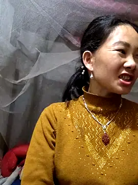 Snapshot of gio-thu chatting on May 2, 2:55 pm gio-thu online show from May 2, 2:55 pm