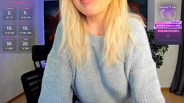 scent  of woman online show from February 3, 1:48 am