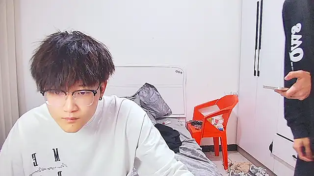 KK-cuteboy online show from June 17, 12:18 pm