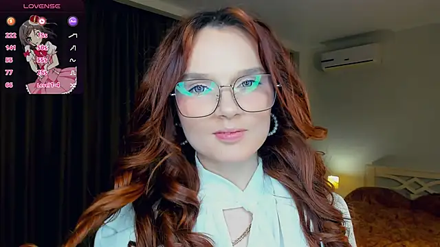 Snapshot of RonnieSchmertz chatting on October 27, 4:55 pm RonnieSchmertz online show from October 27, 4:55 pm