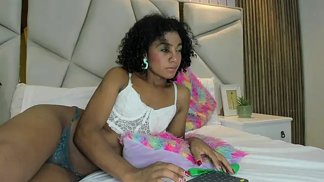 rebeca brown  online show from March 17, 11:35 am