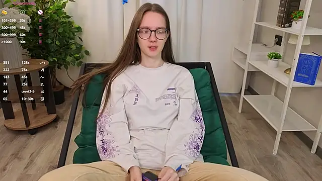 AiFusch online show from April 7, 7:42 am