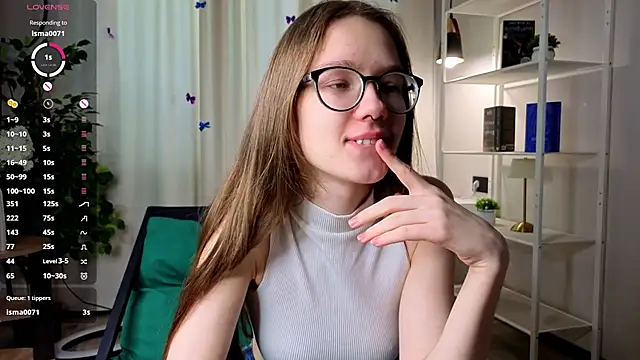 AiFusch online show from April 11, 7:45 am